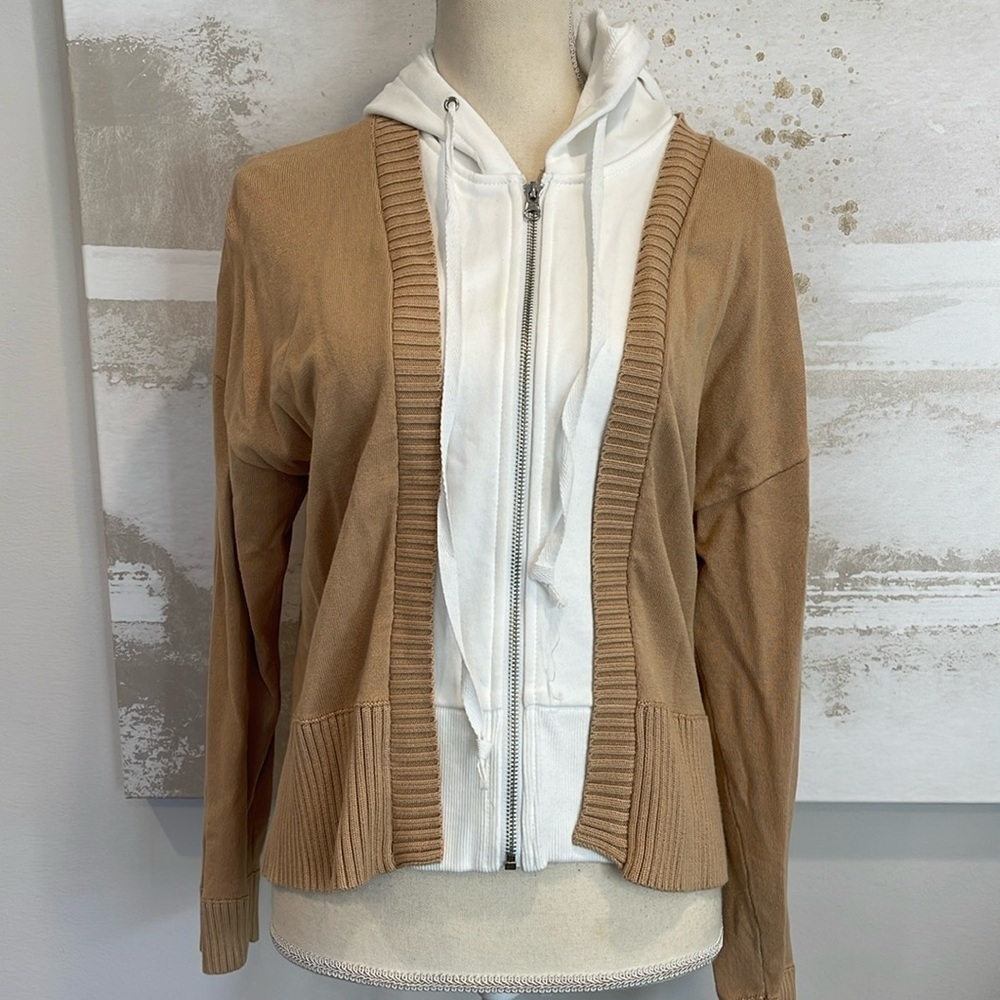 Central Park West Jacket Full zip white/Butterscotch size medium (nwot)